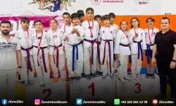 Aliağa’nın Taekwondocuları 20 madalya ile döndü