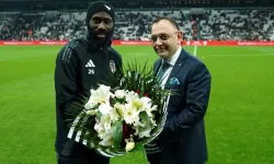 Beşiktaş'ta Mausaku ile yollar ayrıldı