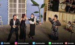 Efes Selçuk'ta sanat ve dayanışma amfi tiyatro sahnesinde buluştu