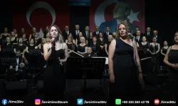Konak’ta türkü şöleni