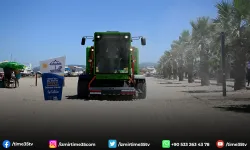 Kuşadası plajlarına son model kum temizleme aracı