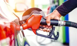 Benzin ve motorin zammı devreye girdi