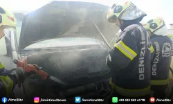 Seyir halindeki işçi servisi bir anda alev aldı