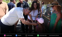Başkan Tugay yangın bölgelerini yalnız bırakmıyor