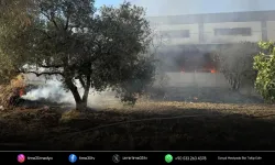 Kamyonette başlayan yangın fabrikaya sıçradı