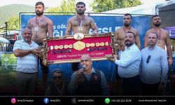 İzmir’in yağlı güreş şöleninde başpehlivan Erkan Taş oldu