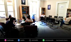 Bornova’da 8 kitaplık 9 bin üye ile hizmette