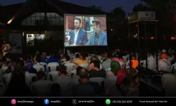 Bornova’da yaz akşamları açıkhavada sinema keyfi