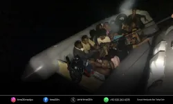 İzmir açıklarında 20 göçmen yakalandı