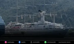 Marmaris’e iki dev yolcu gemisi geldi