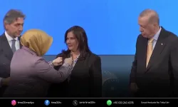 Özlem Çerçioğlu, AK Parti’ye katıldı: “Alnım ak, başım dik”
