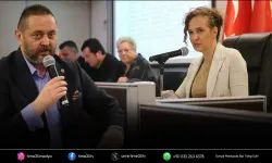 AK Parti’den Başkan Ünsal’a sert eleştiri: “Meclis tiyatro sahnesi değildir”