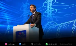 İzmir’de enerji forumu: Bayraktar’dan ortaklık ve güvenlik mesajı