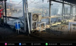Kiraz’da yangın çıkan sosyal tesis kullanılamaz hale geldi