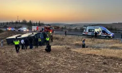 Şanlıurfa'da yolcu otobüsü devrildi: 27 yaralı