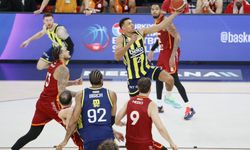 Basketbol Süper Ligi’nde derbinin kazananı Fenerbahçe Beko