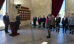 Almanya Şansölyesi Merz, Anıtkabir’i ziyaret etti