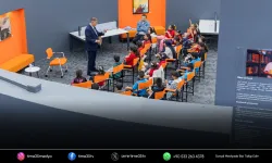 Başkan Tugay okudu, Kadifekaleli çocuklar dinledi