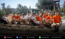 Bornova’da minik eller toprakla buluştu