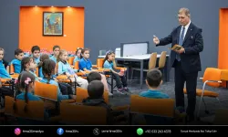 Cemil Tugay’dan miniklere hikaye sürprizi