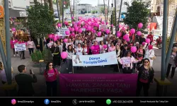 Menemenli kadınlardan pembe yürüyüş!