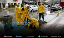 Kuşadası Belediyesi’nde sağanak seferberliği
