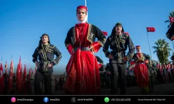 Kuşadası'nda Cumhuriyet'in 102'nci yılı coşkuyla kutlandı