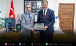 Avustralya Başkonsolosu’ndan Başkan Tugay’a ziyaret