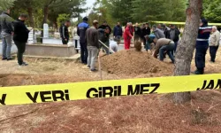 İki cenaze karıştı: Yanlış defin sonrası mezar açıldı