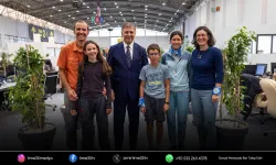 Başkan Tugay, Fransız gezgin aileyi ağırladı