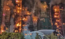 Hong Kong’daki yangın felaketinin bilançosu büyüyor