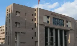 Hükümlü şahıs adliyeden firar etti