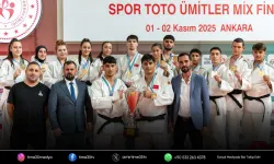 İzmir’in judocuları yenilgisiz şampiyon