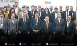 İzmir’de yeni dönem: Büyükşehir’de makam kapıları kalkıyor