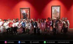 Sevginin en saf hali küçücük ellerde sergiye dönüştü