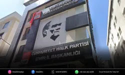 İzmir’de kurultay zirvesi: Güç ve Tugay delegelerle buluştu