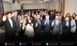 AK Parti İzmir’den ‘’3 Kademe Tanıtım ve Medya Eğitim Programı’’