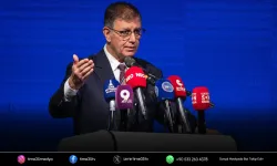 Tugay’dan sert çıkış: Elinde bardakla gezmek hizmet değildir