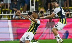Fenerbahçe'de bir kadro dışı daha!