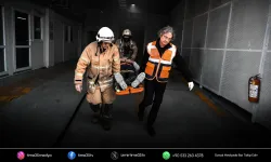 İzmir İtfaiyesi’nden gerçekçi afet tatbikatı