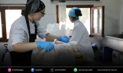 Seferihisar’da her gün 250 haneye sıcak yemek desteği