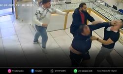 Kuyumcuların 'müşteri' kavgası kamerada