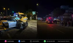 Otomobil ile motosiklet çarpıştı: 1 ölü, 2 yaralı