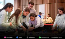 İzmir’de kız çocukları mühendisliğe adım attı