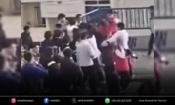 İzmir'de öğrenciler birbirine girdi