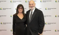 Ünlü yönetmen ve eşi evinde ölü bulundu