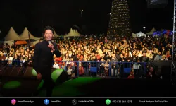 Karşıyaka Yeni Yıl Festivali’nde Mansur Ark rüzgarı