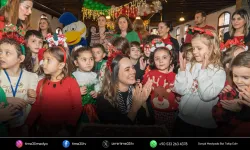 Yuvamız İzmirli çocuklara yeni yıl sürprizi