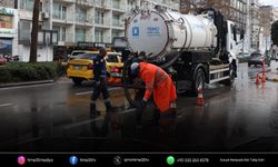 Büyükşehir Belediyesi sağanak yağışa karşı seferber oldu