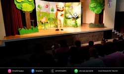 Bornova’da çocuklar için yarıyıl tatili tiyatroyla başladı